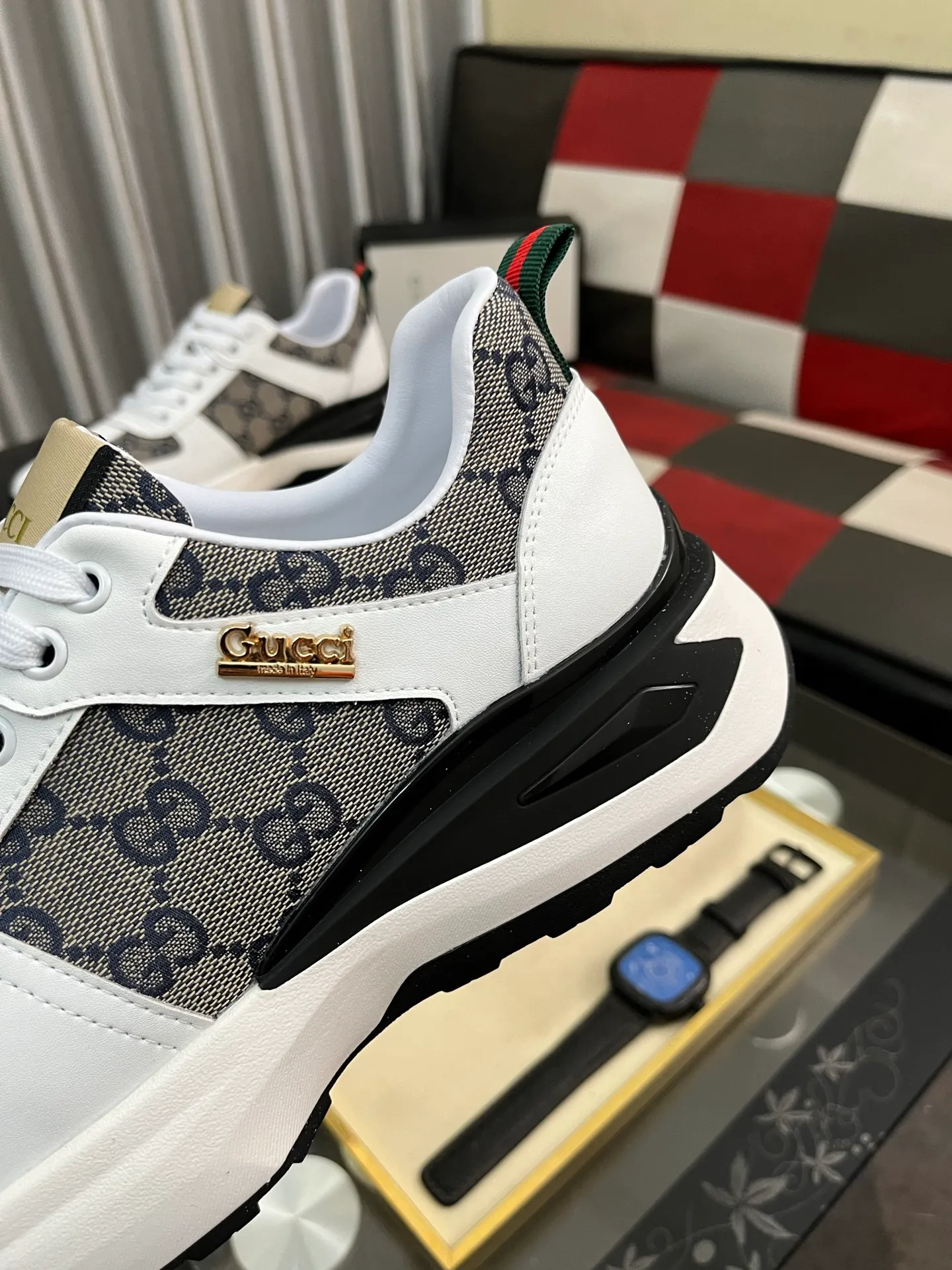 Men's Men's Shoes💰458⌚️⌚️[GUCCI] Gucci men's casual shoes are absolutely popular🔥The ultimate matching item for trendy men! The charm of super texture is irresistible, the main recommendation, the flower leather color is bright! The upper is made of high-quality brand printed fabric with cowhide, breathable leather lining and wear-resistant rubber sole, noble and elegant! Extremely comfortable🎁🎁You can be as handsome as you want💪 38-444️⃣colors available